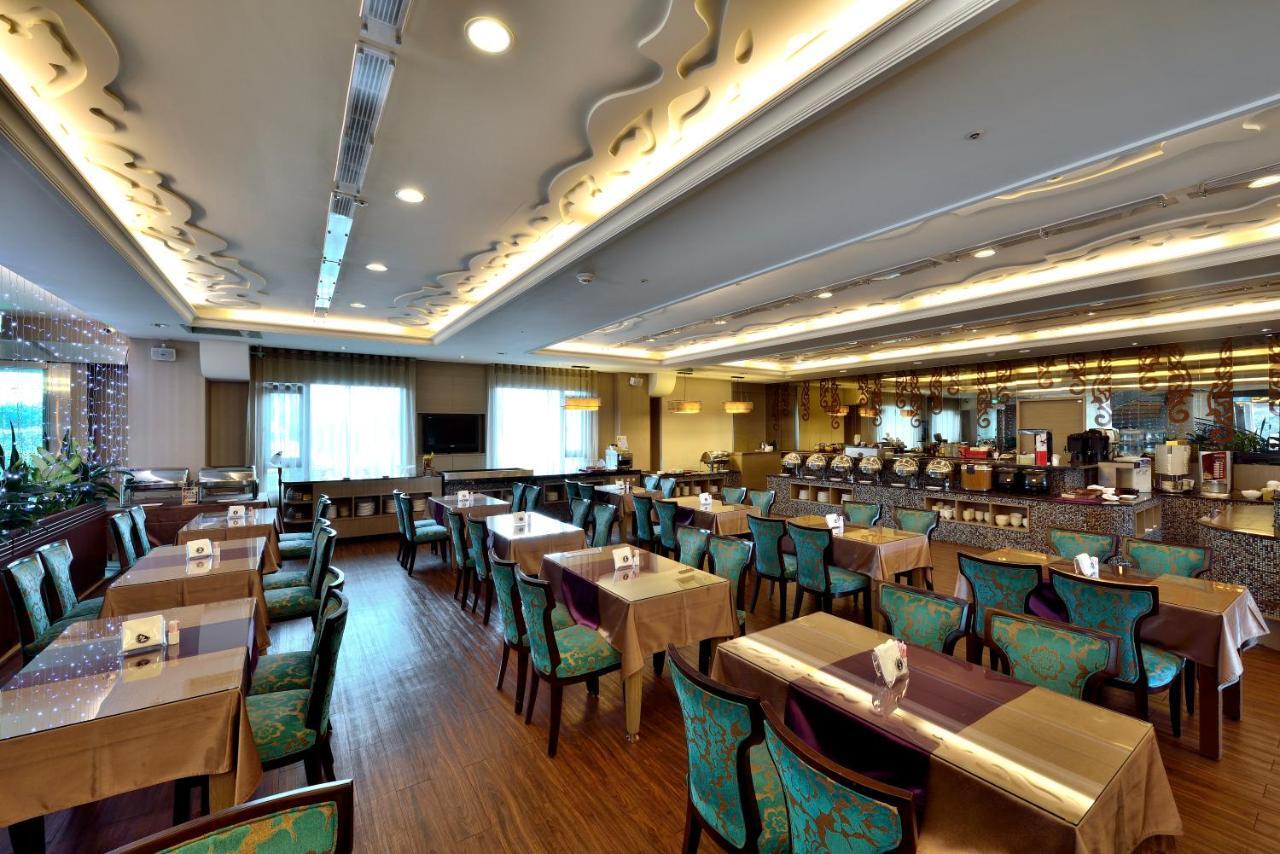 Shinkansen Grand Hotel Taichung Exterior foto